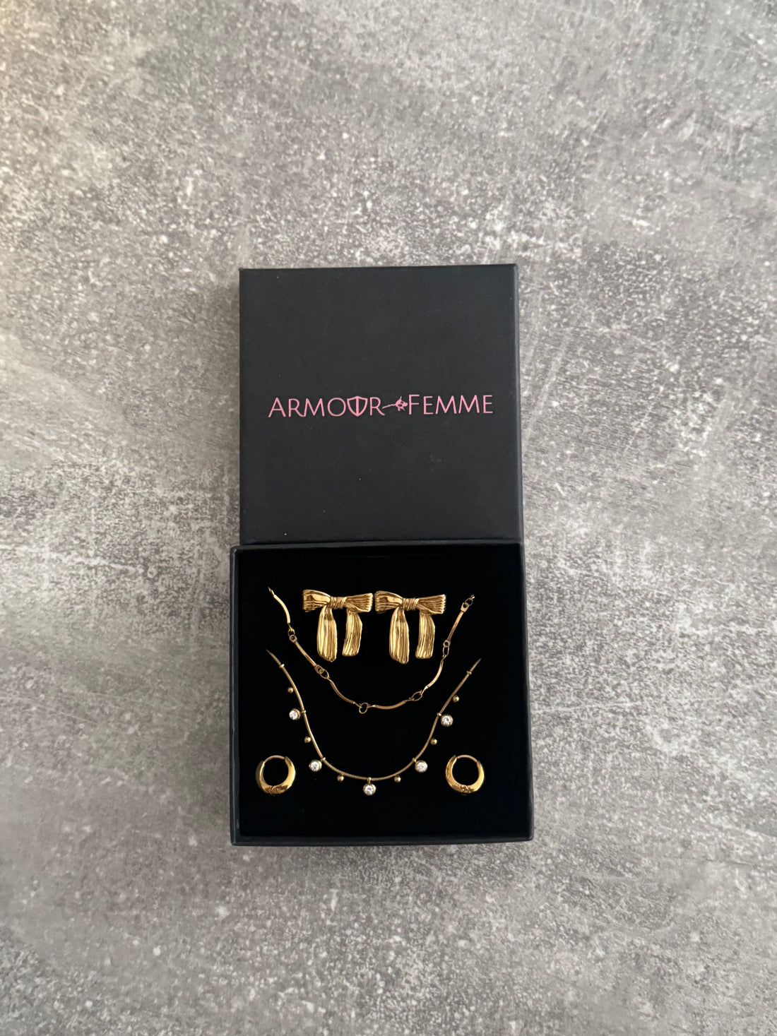 How Armour Femme Uses Tiny Box Packaging | Sustainable Jewellery Packaging