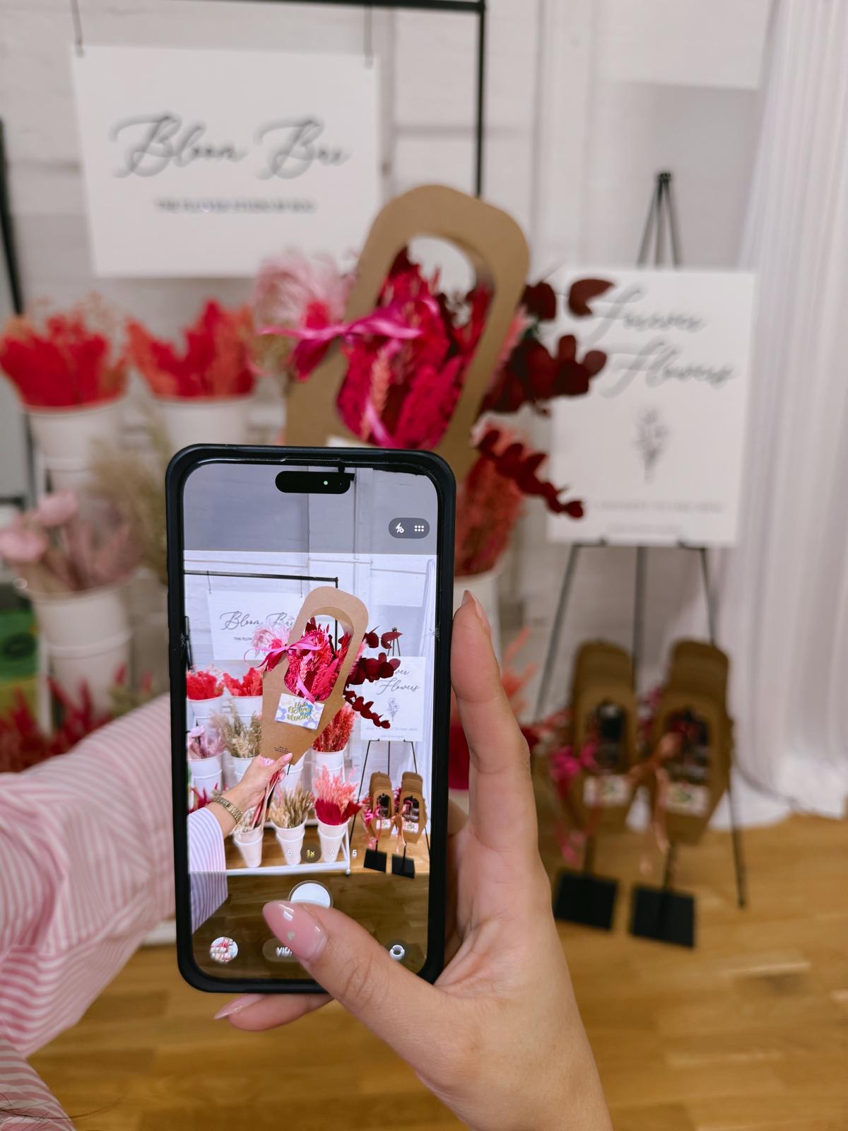 Bloom & Charm Lounge