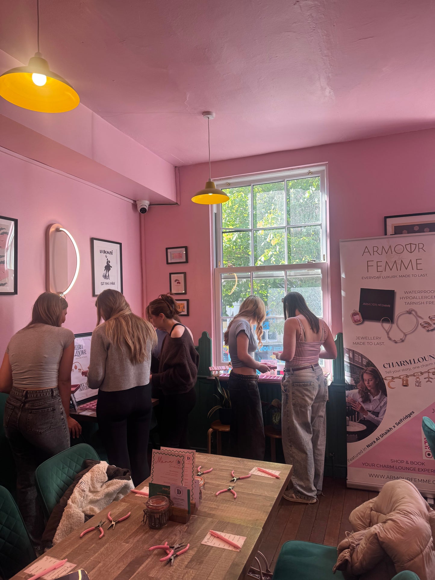 Charm Lounge: Dispatch Coffee Shop -  Nottingham